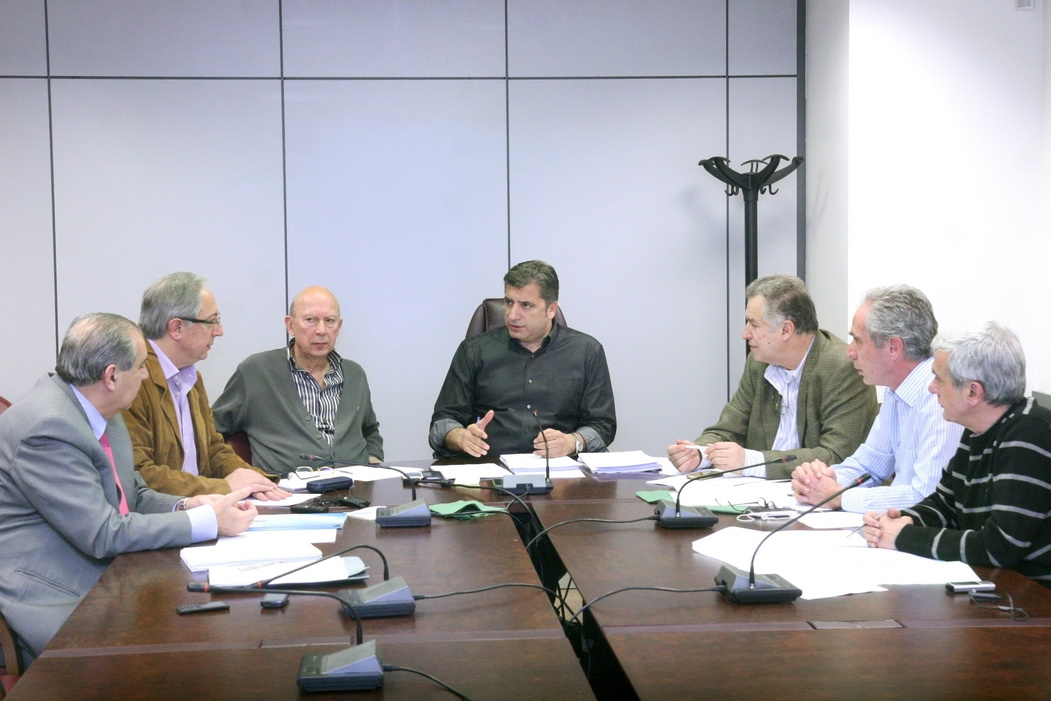 21 02 12 Patoulis Sinantisi Proedron Sizitisi Gia Farmako 7 small