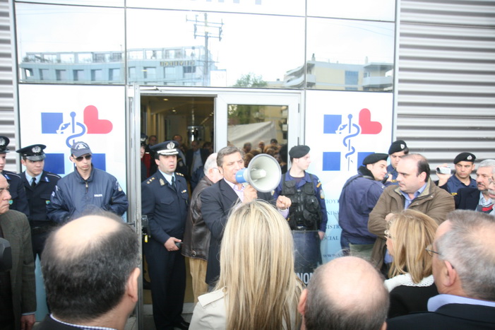 3 χρόνια απλήρωτοι οι γιατροί απαιτούν από τον ΕΟΠΥΥ την αποπληρωμή των δεδουλευμένων