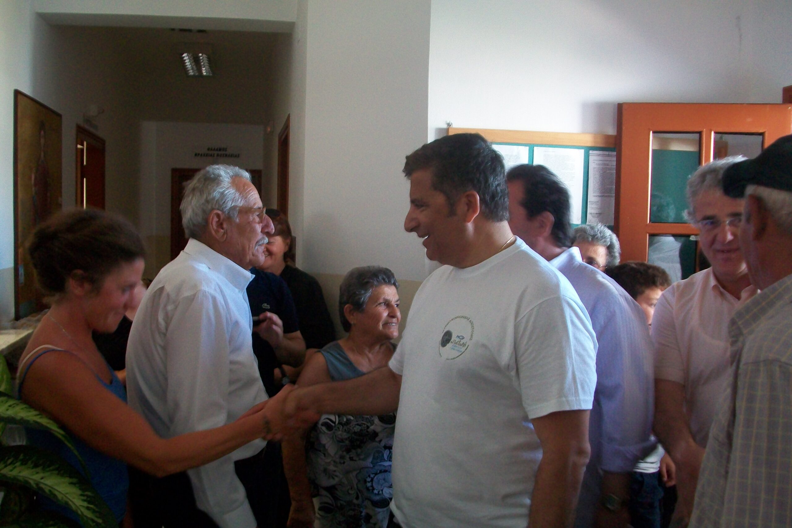 Patoulis katikoi Lipson Iatreio