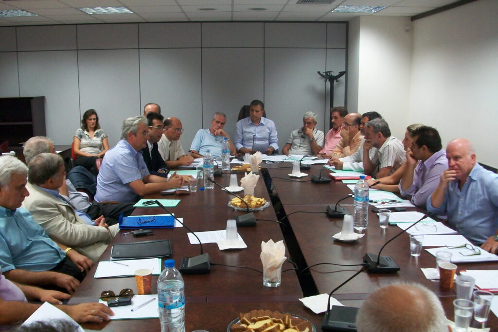 Δεκαεπτά Ιατρικοί και Υγειονομικοί Κλαδικοί Φορείς από όλη την Ελλάδα συμμετείχαν σε μία κρίσιμη συνάντηση του Πανελλαδικού Μετώπου Υγείας, στα γραφεία του ΙΣΑ. Δεκαεπτά Ιατρικοί και Υγειονομικοί Κλαδικοί Φορείς από όλη την Ελλάδα συμμετείχαν σε μία κρίσιμη συνάντηση του Πανελλαδικού Μετώπου Υγείας, στα γραφεία του ΙΣΑ.