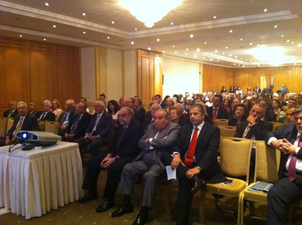 Όσο υπάρχει οικονομική κρίση, τόσο οι ογκολογικοί ασθενείς δε θα μπορούν να προσεγγίσουν τη διεθνή θεραπεία για τον καρκίνο Όσο υπάρχει οικονομική κρίση, τόσο οι ογκολογικοί ασθενείς δε θα μπορούν να προσεγγίσουν τη διεθνή θεραπεία για τον καρκίνο