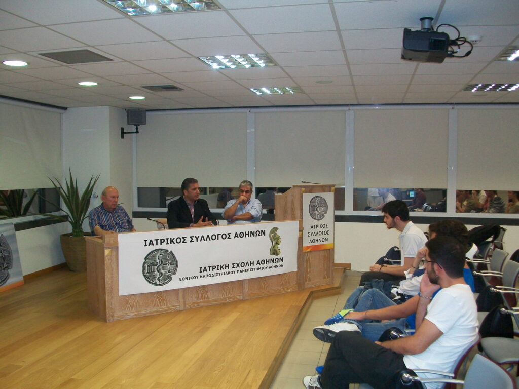 Η Ένωση Αποφοίτων της Λεοντείου στηρίζει το Ιατρείο Κοινωνικής Αποστολής με 20 εθελοντές επιστήμονες και επαγγελματίες υγείας