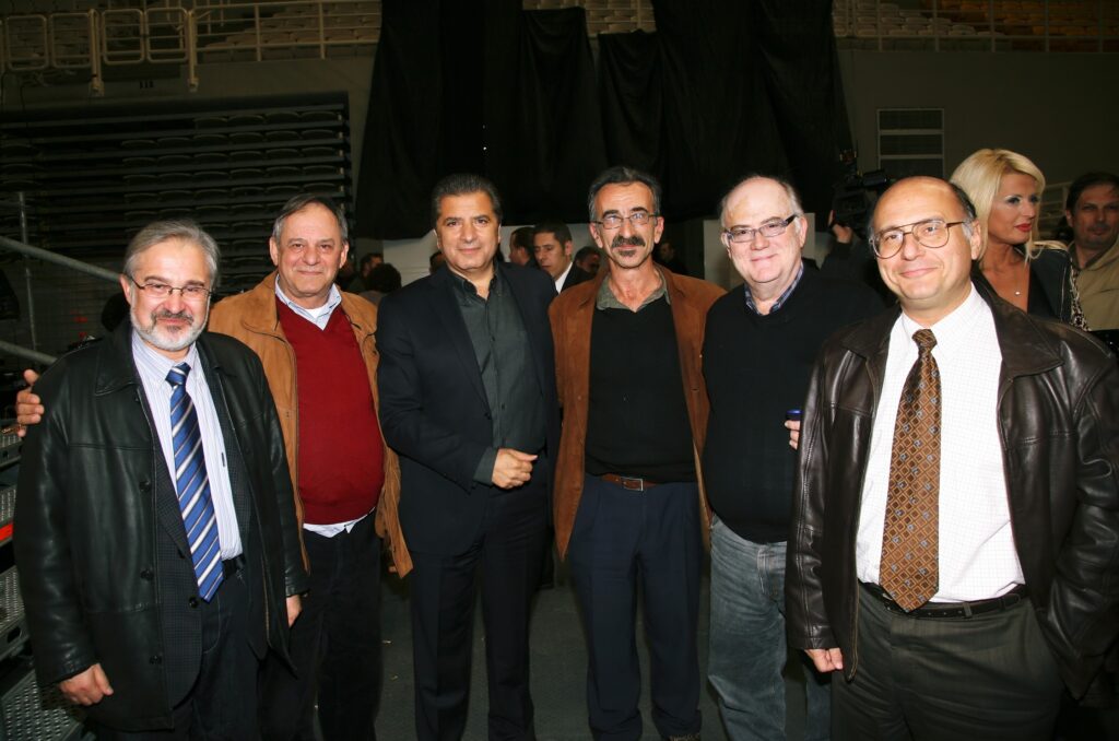 Μήνυμα Ζωής και Ελπίδας για τα Παιδιά έστειλαν χιλιάδες θεατές στη φιλανθρωπική συναυλία του Ιατρείου Κοινωνικής Αποστολής στο Κλειστό Γήπεδο Μπάσκετ Ο.Α.Κ.Α