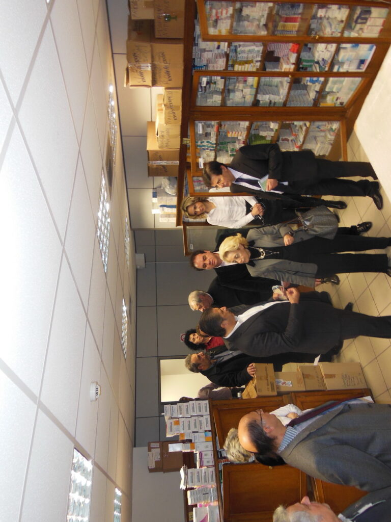 Η Ένωση Δικαστών και Εισαγγελέων εκφράζει το θαυμασμό της στο σπουδαίο έργο του Ιατρείου Κοινωνικής Αποστολής και στηρίζει τα ανασφάλιστα και φτωχά παιδιά του.