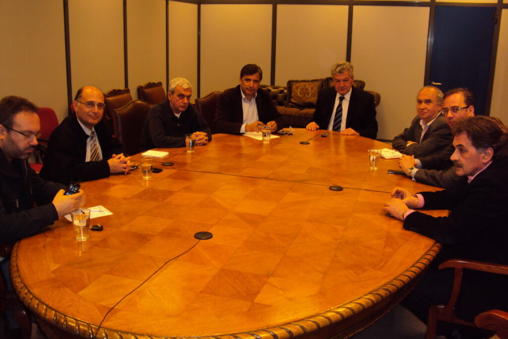 Συνάντηση ΙΣΑ με τον Πρόεδρο του ΕΟΠΥΥ για τα ληξιπρόθεσμα και τη δυνατότητα σύμβασης με τον ΕΟΠΥΥ των Νέων Γιατρών