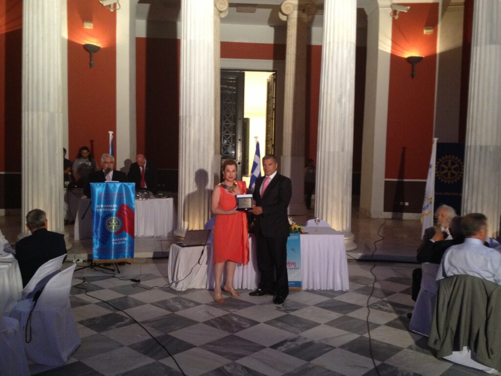 Η Περιφέρεια 2470 του Διεθνούς Ρόταρυ τιμά τον Πρόεδρο του ΙΣΑ Γιώργο Πατούλη και δηλώνει αρωγός στο έργο του Ιατρείου Κοινωνικής Αποστολής