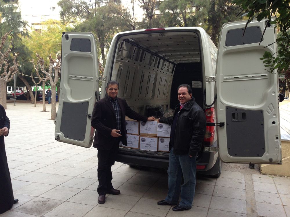 Ένας Χρόνος “ΟΛΟΙ ΜΑΖΙ ΜΠΟΡΟΥΜΕ ΚΑΙ ΣΤΗΝ ΥΓΕΙΑ” ΙΑΤΡΕΙΟ ΚΟΙΝΩΝΙΚΗΣ ΑΠΟΣΤΟΛΗΣ και ΣΚΑΙ – Συγκέντρωση Φαρμάκων στον Ιερό Ναό Αγ. Παντελεήμονα Αχαρνών