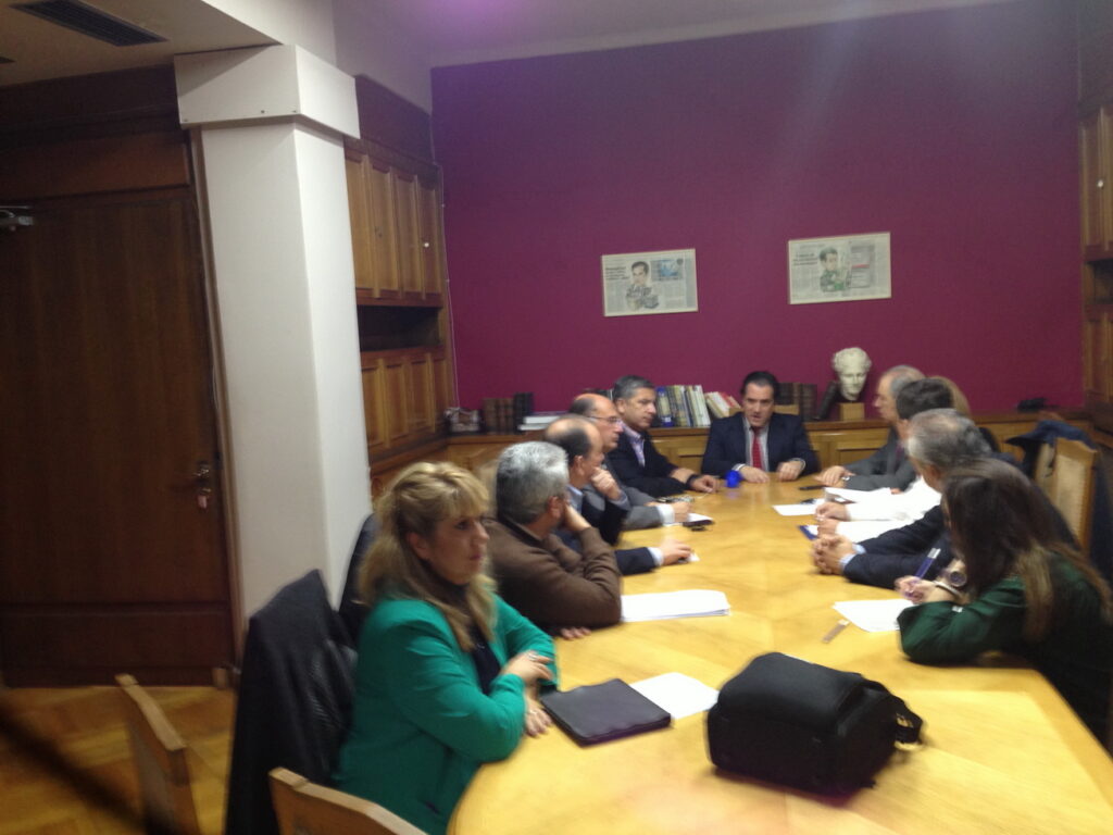 Συνάντηση ΠΙΣ, ΙΣΑ και Επιστημονικών Φορέων με Υπουργό Υγείας για το clawback και το rebate Συνάντηση ΠΙΣ, ΙΣΑ και Επιστημονικών Φορέων με Υπουργό Υγείας για το clawback και το rebate