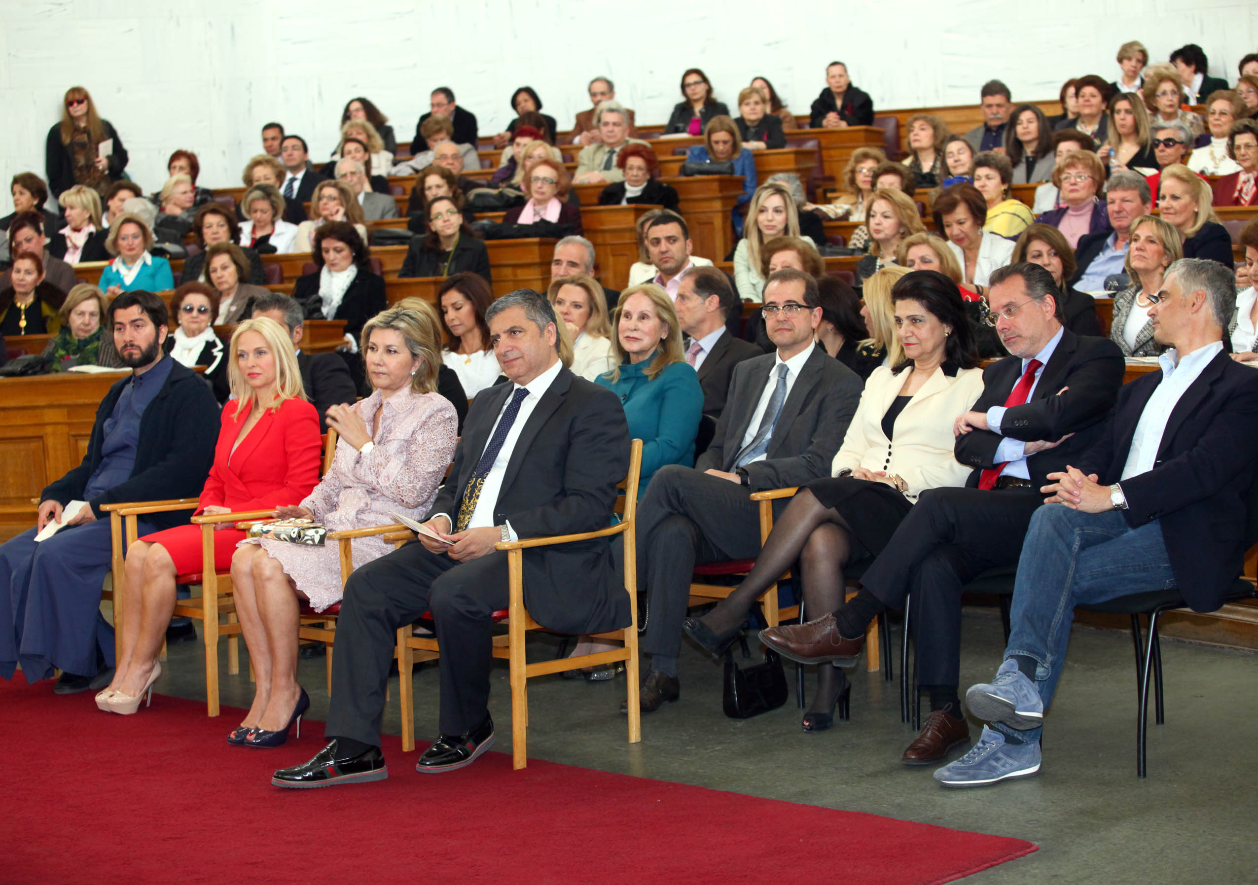 6 4 2014 vravefsi proedrou isa 4