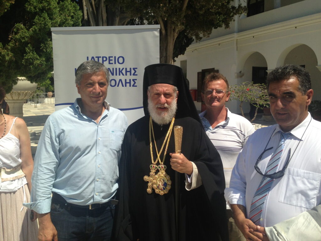 Τον 15 Αύγουστο, το τάμα μας στην Παναγία, το κάναμε φάρμακα για τους συνανθρώπους μας Τον 15 Αύγουστο, το τάμα μας στην Παναγία, το κάναμε φάρμακα για τους συνανθρώπους μας