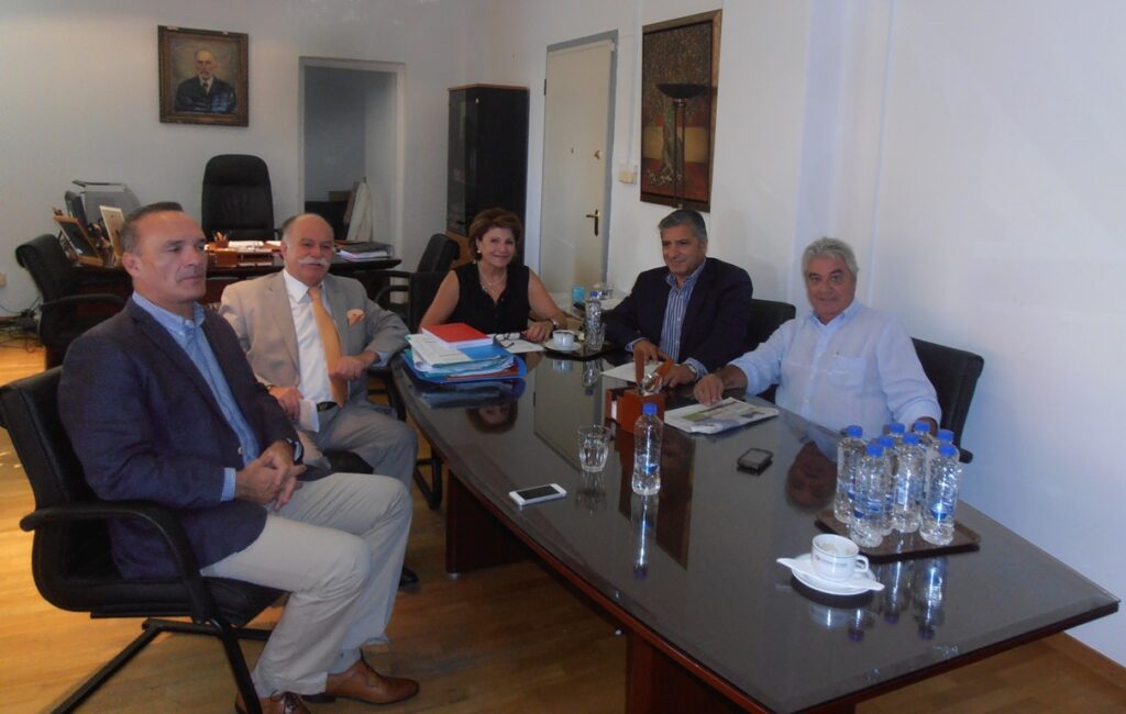 Διευκρινίσεις κατ’ επειγόντως σχετικά με έγγραφο του Υπουργείου Υγείας για τη μεταστέγαση ιατρικών μονάδων, ζήτησε ο Πρόεδρος του Ι.Σ.Α Γ. Πατούλης, από τη Διοίκηση του Σισμανογλείου Διευκρινίσεις κατ’ επειγόντως σχετικά με έγγραφο του Υπουργείου Υγείας για τη μεταστέγαση ιατρικών μονάδων, ζήτησε ο Πρόεδρος του Ι.Σ.Α Γ. Πατούλης, από τη Διοίκηση του Σισμανογλείου