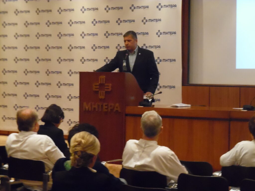 Στην οικονομική κρίση ο ανασφάλιστος πρέπει να είναι η προτεραιότητα λύσης του υγειονομικού μας συστήματος Στην οικονομική κρίση ο ανασφάλιστος πρέπει να είναι η προτεραιότητα λύσης του υγειονομικού μας συστήματος