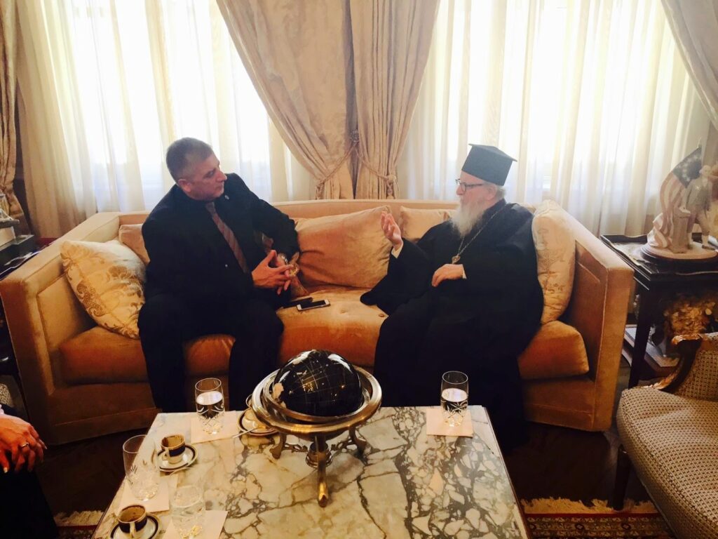 Συνάντηση του προέδρου του ΙΣΑ Γ. Πατούλη με τον Αρχιεπίσκοπο Αμερικής Δημήτριο στη Νέα Υόρκη με θέμα τους τρόπους αντιμετώπισης της ανθρωπιστικής κρίσης στην Ελλάδα Συνάντηση του προέδρου του ΙΣΑ Γ. Πατούλη με τον Αρχιεπίσκοπο Αμερικής Δημήτριο στη Νέα Υόρκη με θέμα τους τρόπους αντιμετώπισης της ανθρωπιστικής κρίσης στην Ελλάδα