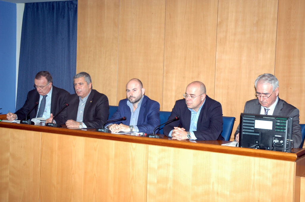 Στην δικαιοσύνη προσφεύγουν για το ασφαλιστικό γιατροί, δικηγόροι και μηχανικοί καταγγέλλοντας ότι παραβιάζεται το Ευρωπαϊκό και το Εθνικό δίκαιο Στην δικαιοσύνη προσφεύγουν για το ασφαλιστικό γιατροί, δικηγόροι και μηχανικοί καταγγέλλοντας ότι παραβιάζεται το Ευρωπαϊκό και το Εθνικό δίκαιο