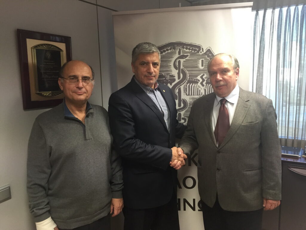 Σύμφωνο συνεργασίας υπέγραψε ο ΙΣΑ με την Ένωση Ομίλων Αντισφαίρισης της Η’ Περιφέρειας για την συλλογή φαρμάκων για το Ιατρείο Κοινωνικής Αποστολής