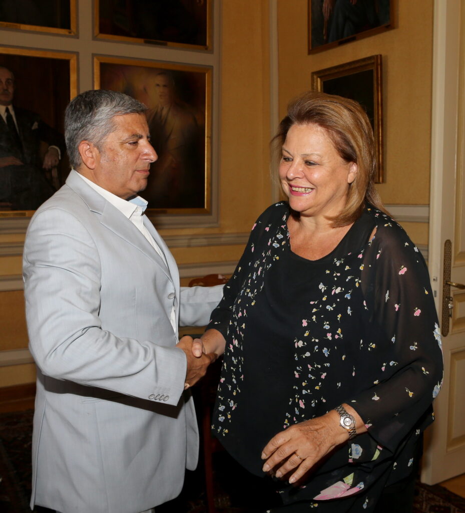 Ο ΙΣΑ πραγματοποίησε συνάντηση με την Πρόεδρο της Ελληνικής Ένωσης Τραπεζών για τα οικονομικά προβλήματα των ιατρών Ο ΙΣΑ πραγματοποίησε συνάντηση με την Πρόεδρο της Ελληνικής Ένωσης Τραπεζών για τα οικονομικά προβλήματα των ιατρών