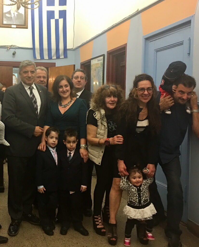 Η συγκινητική ιστορία μιας γυναίκας από την Αυστραλία που εμπιστεύτηκε Έλληνες γιατρούς έχει πάρει έκταση στα ξένα ΜΜΕ Η συγκινητική ιστορία μιας γυναίκας από την Αυστραλία που εμπιστεύτηκε Έλληνες γιατρούς έχει πάρει έκταση στα ξένα ΜΜΕ