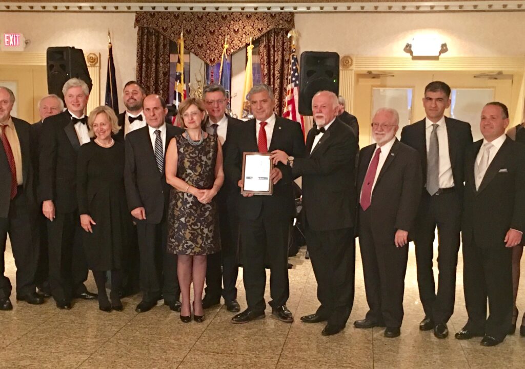 Η αναπτυξιακή προοπτική της Ελλάδας ήταν το αντικείμενο των επαφών του προέδρου του ΙΣΑ Γ. Πατούλη, με παράγοντες της πολιτικής, επιχειρηματικής και επιστημονικής κοινότητας των ΗΠΑ Η αναπτυξιακή προοπτική της Ελλάδας ήταν το αντικείμενο των επαφών του προέδρου του ΙΣΑ Γ. Πατούλη, με παράγοντες της πολιτικής, επιχειρηματικής και επιστημονικής κοινότητας των ΗΠΑ