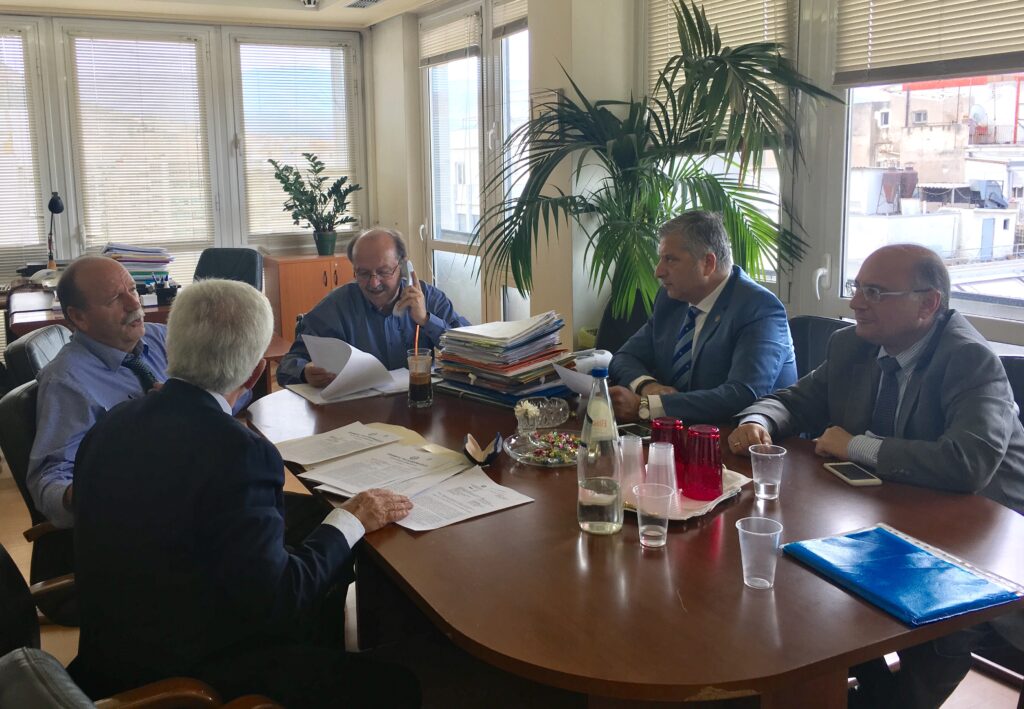 Συνάντηση του Προέδρου του ΙΣΑ κ. Γ. Πατούλη με τον Διοικητή του ΕΦΚΑ κ. Αθ. Μπακαλέξη Συνάντηση του Προέδρου του ΙΣΑ κ. Γ. Πατούλη με τον Διοικητή του ΕΦΚΑ κ. Αθ. Μπακαλέξη