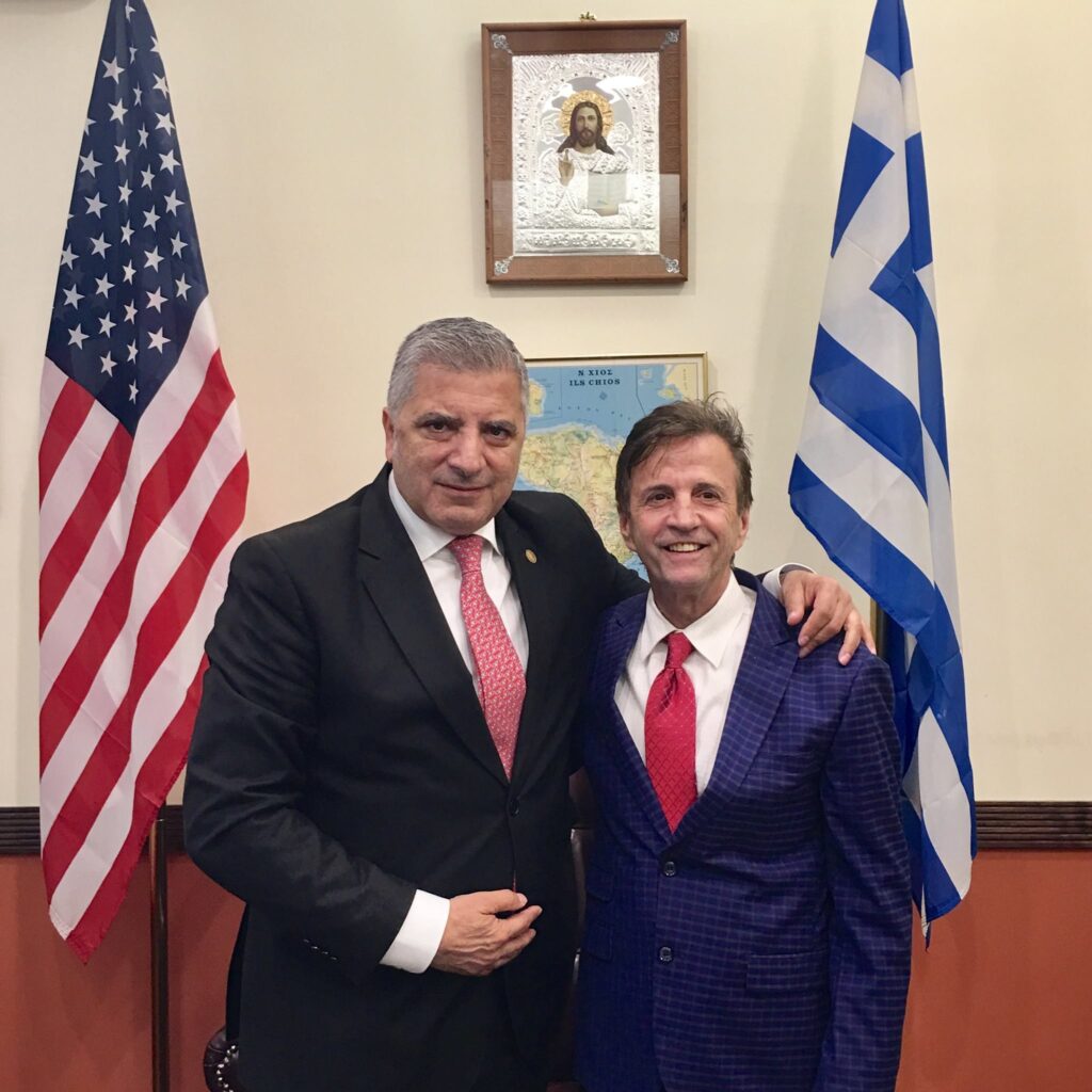 Σύμφωνο συνεργασίας για την ενίσχυση του Τουρισμού Υγείας στην Ελλάδα υπέγραψε, στη Νέα Υόρκη, ο Πρόεδρος του ΙΣΑ και της ΚΕΔΕ Γ. Πατούλης με την Ομοσπονδία Ελληνικών Σωματείων Μείζονος Ν. Υόρκης Σύμφωνο συνεργασίας για την ενίσχυση του Τουρισμού Υγείας στην Ελλάδα υπέγραψε, στη Νέα Υόρκη, ο Πρόεδρος του ΙΣΑ και της ΚΕΔΕ Γ. Πατούλης με την Ομοσπονδία Ελληνικών Σωματείων Μείζονος Ν. Υόρκης