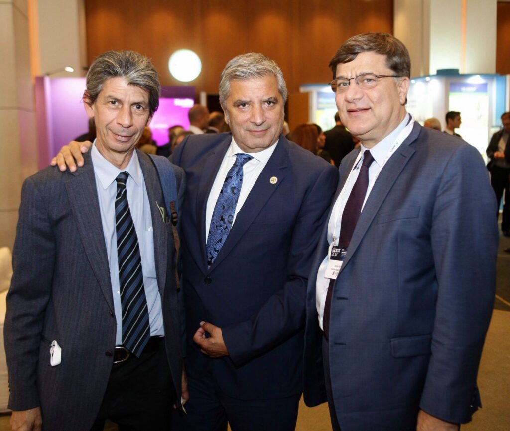 Ο πρόεδρος του ΙΣΑ Γ. Πατούλης, αναφέρθηκε στο υψηλό επίπεδο της ελληνικής επιστημονικής κοινότητας, στο πλαίσιο της ομιλίας του στην τελετή έναρξης του 73ου συνεδρίου της Ελληνικής Εταιρείας Χειρουργικής Ορθοπαιδικής και Τραυματολογίας Ο πρόεδρος του ΙΣΑ Γ. Πατούλης, αναφέρθηκε στο υψηλό επίπεδο της ελληνικής επιστημονικής κοινότητας, στο πλαίσιο της ομιλίας του στην τελετή έναρξης του 73ου συνεδρίου της Ελληνικής Εταιρείας Χειρουργικής Ορθοπαιδικής και Τραυματολογίας