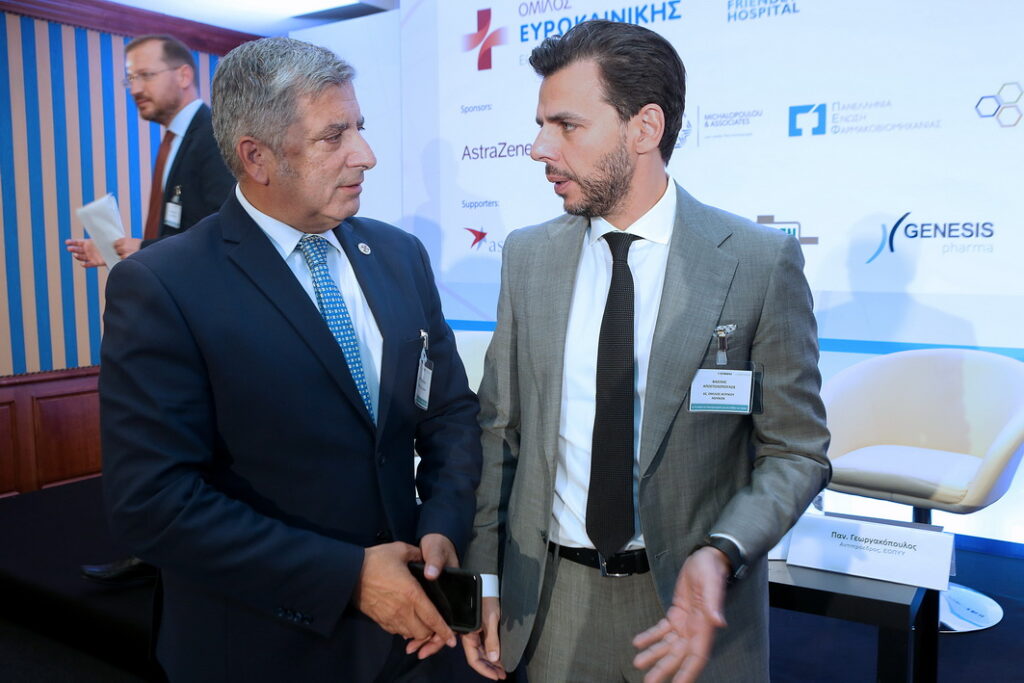 Στο υψηλό επιστημονικό επίπεδο των Ελλήνων ιατρών που αποτελούν ισχυρό χαρτί για τη χώρα μας, αναφέρθηκε ο πρόεδρος του ΙΣΑ Γ. Πατούλης στο πλαίσιο της ομιλίας του στο συνέδριο που διοργανώθηκε από την εφημερίδα Ναυτεμπορική Στο υψηλό επιστημονικό επίπεδο των Ελλήνων ιατρών που αποτελούν ισχυρό χαρτί για τη χώρα μας, αναφέρθηκε ο πρόεδρος του ΙΣΑ Γ. Πατούλης στο πλαίσιο της ομιλίας του στο συνέδριο που διοργανώθηκε από την εφημερίδα Ναυτεμπορική