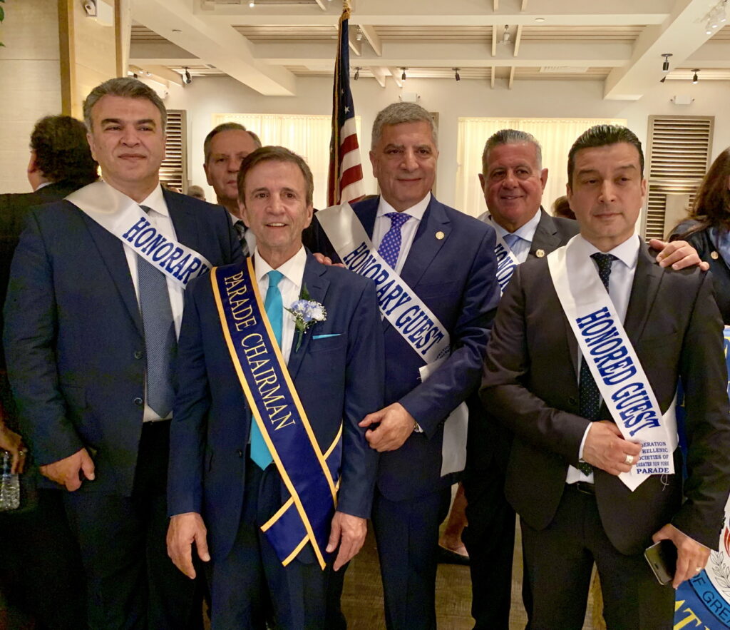 Να στηρίξουν της χώρα μας που βρίσκεται σε τροχιά ανάπτυξης και τους Έλληνες ιατρούς που αγωνίζονται να επιβιώσουν, κάλεσε τους ομογενείς, ο Πρόεδρος του ΙΣΑ Γ. Πατούλης, κατά την επίσκεψή του, στη Νέα Υόρκη Να στηρίξουν της χώρα μας που βρίσκεται σε τροχιά ανάπτυξης και τους Έλληνες ιατρούς που αγωνίζονται να επιβιώσουν, κάλεσε τους ομογενείς, ο Πρόεδρος του ΙΣΑ Γ. Πατούλης, κατά την επίσκεψή του, στη Νέα Υόρκη