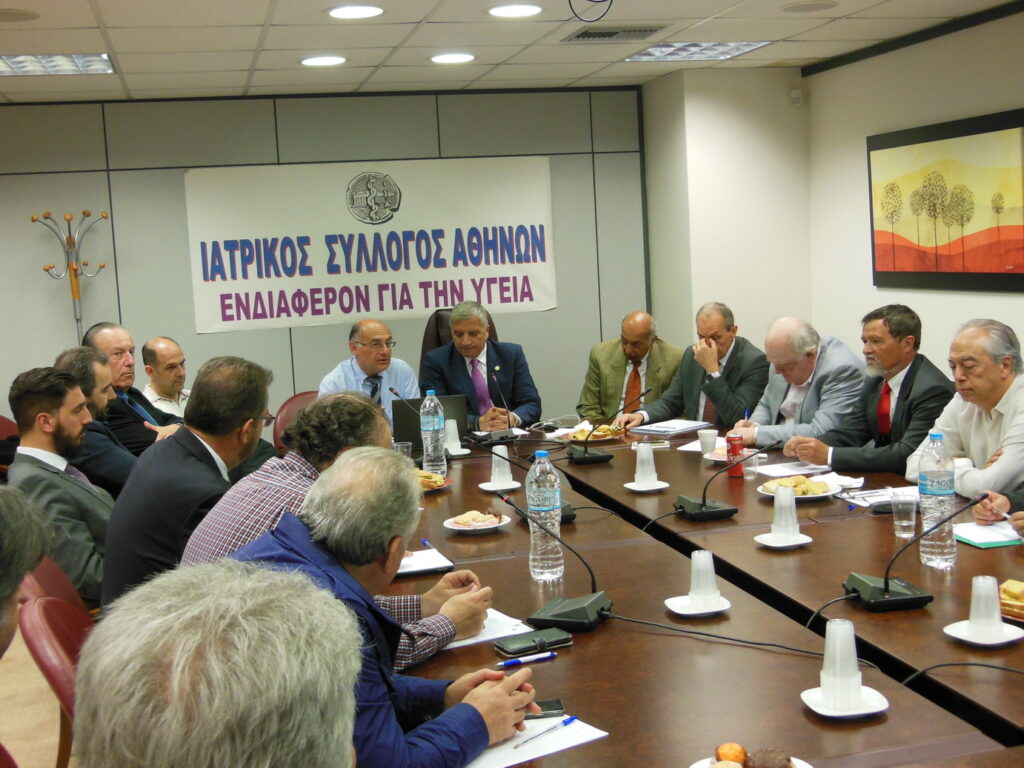 Η σύσταση κοινού μετώπου των Φορέων Π.Φ.Υ. και του ΙΣΑ και η κλιμάκωση των ενεργειών ενάντια στην καταστροφική πολιτική του Υπουργείου που οδηγεί στο λουκέτο τα διαγνωστικά κέντρα και τα πολυϊατρεία, αποφασίσθηκε σήμερα, στο πλαίσιο έκτακτης σύσκεψης Η σύσταση κοινού μετώπου των Φορέων Π.Φ.Υ. και του ΙΣΑ και η κλιμάκωση των ενεργειών ενάντια στην καταστροφική πολιτική του Υπουργείου που οδηγεί στο λουκέτο τα διαγνωστικά κέντρα και τα πολυϊατρεία, αποφασίσθηκε σήμερα, στο πλαίσιο έκτακτης σύσκεψης