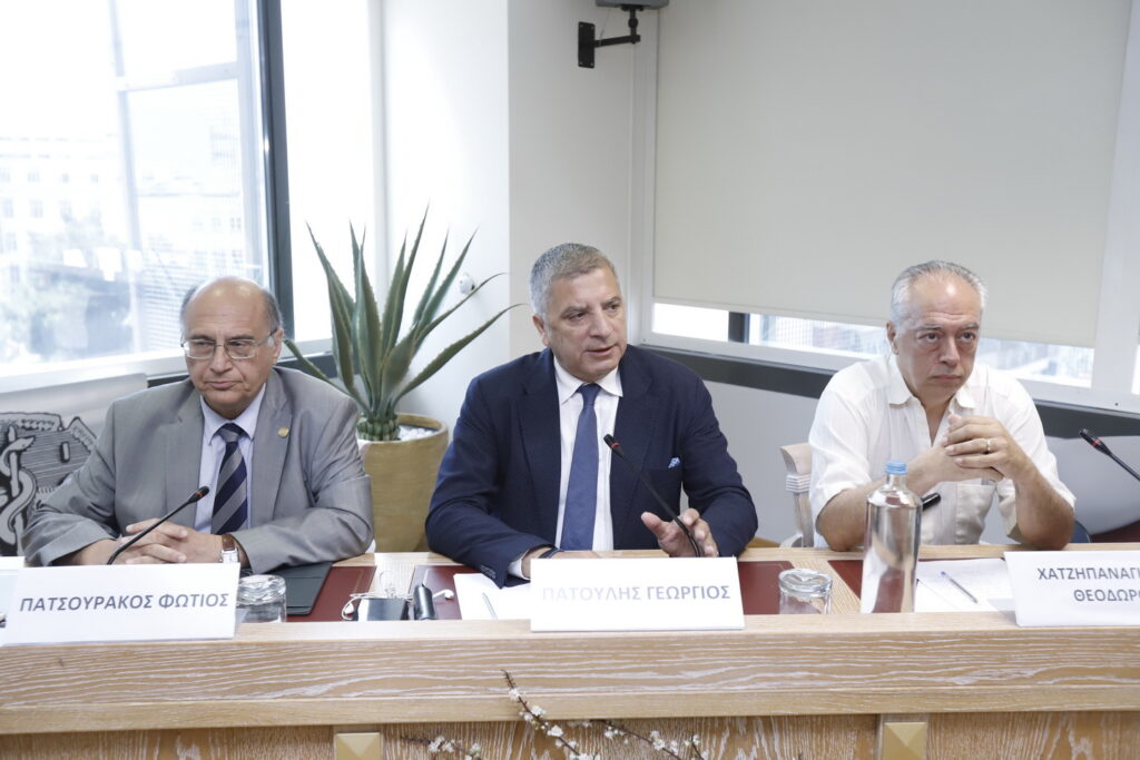 Συνέχιση των κινητοποιήσεων αποφασίστηκε στη σημερινή έκτακτη σύσκεψη που πραγματοποιήθηκε στα γραφεία του ΙΣΑ από το Συντονιστικό Όργανο των Φορέων της ΠΦΥ, υπό την προεδρία του Γ. Πατούλη Συνέχιση των κινητοποιήσεων αποφασίστηκε στη σημερινή έκτακτη σύσκεψη που πραγματοποιήθηκε στα γραφεία του ΙΣΑ από το Συντονιστικό Όργανο των Φορέων της ΠΦΥ, υπό την προεδρία του Γ. Πατούλη