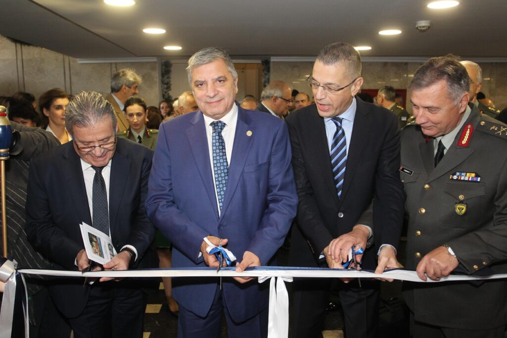 Στο υψηλό επιστημονικό επίπεδο των Στρατιωτικών Νοσοκομείων αναφέρθηκε ο Πρόεδρος του ΙΣΑ Γ.Πατούλης, στο πλαίσιο εκδήλωσης στο νοσοκομείο ΝΙΜΤΣ