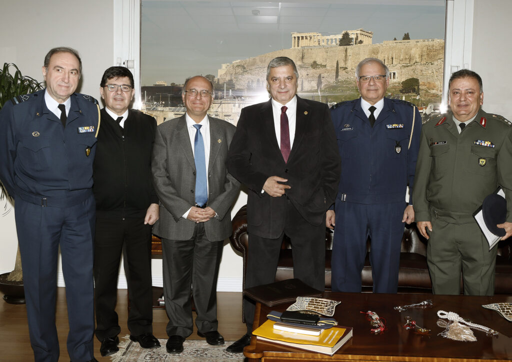 Συνάντηση του Προέδρου του ΙΣΑ και Περιφερειάρχη Αττικής Γ. Πατούλη και του Υφυπουργού Εθνικής Άμυνας Α. Στεφανή