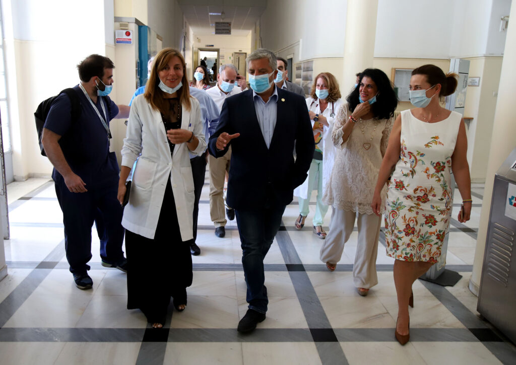 Επίσκεψη του Προέδρου του ΙΣΑ και Περιφερειάρχη Αττικής  Γ. Πατούλη, στο Νοσοκομείο Σισμανόγλειο, με αφορμή την εγκατάσταση τριών ψηφιακών μηχανημάτων , με χρηματοδότηση της Περιφέρειας Αττικής ύψους 1,7 εκατ. Ευρώ