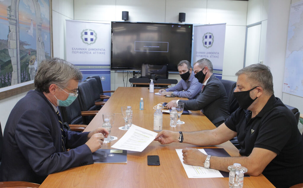 Συνάντηση του Προέδρου του ΙΣΑ και Περιφερειάρχη Αττικής Γ. Πατούλη με τον Πρόεδρο της Επιτροπής Εμπειρογνωμόνων του Υπουργείου Υγείας και λοιμωξιολόγο, Σ. Τσιόδρα Συνάντηση του Προέδρου του ΙΣΑ και Περιφερειάρχη Αττικής Γ. Πατούλη με τον Πρόεδρο της Επιτροπής Εμπειρογνωμόνων του Υπουργείου Υγείας και λοιμωξιολόγο, Σ. Τσιόδρα