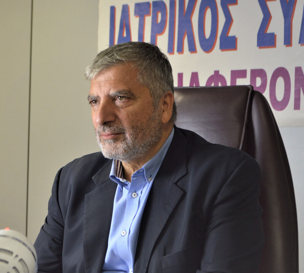 Ευρεία σύσκεψη Ιατρικών Συλλόγων, Επαγγελματικών Ενώσεων και Επιστημονικών Εταιριών της χώρας συγκάλεσε ο Πρόεδρος του ΙΣΑ Γ.Πατούλης, παρουσία του Υπουργού Υγείας Β. Κικίλια