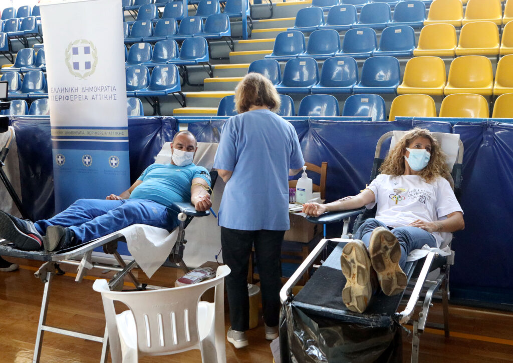 Στη σημερινή Παγκόσμια Ημέρα Εθελοντή Αιμοδότη ήταν αφιερωμένη η αιμοδοσία που πραγματοποιήθηκε χθες από τον ΙΣΑ και την Π.Αττικής, σε συνεργασία με το «Όλοι Μαζί Μπορούμε» και την Ένωση Συμμετεχόντων σε Ολυμπιακούς Αγώνες