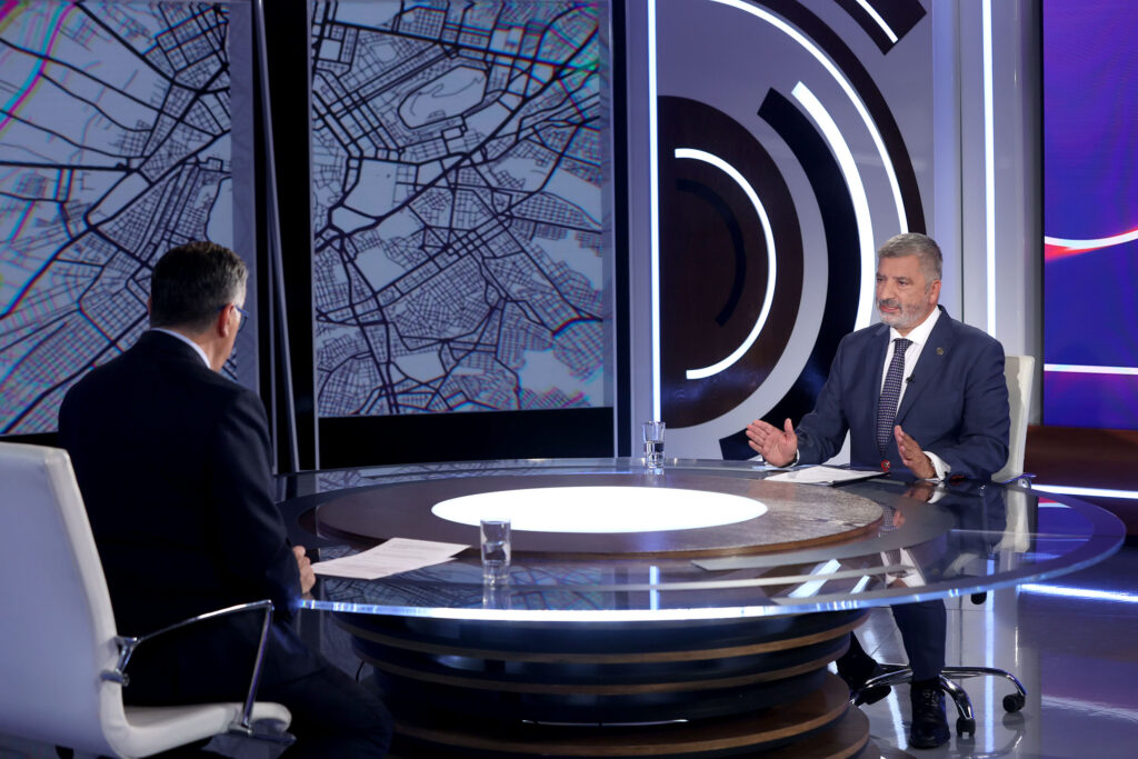 Συνέντευξη του Προέδρου του ΙΣΑ και Περιφερειάρχη Αττικής Γ. Πατούλη, στην εκπομπή της ΕΡΤ «Στο Κέντρο» του Γιώργου Κουβαρά Συνέντευξη του Προέδρου του ΙΣΑ και Περιφερειάρχη Αττικής Γ. Πατούλη, στην εκπομπή της ΕΡΤ «Στο Κέντρο» του Γιώργου Κουβαρά