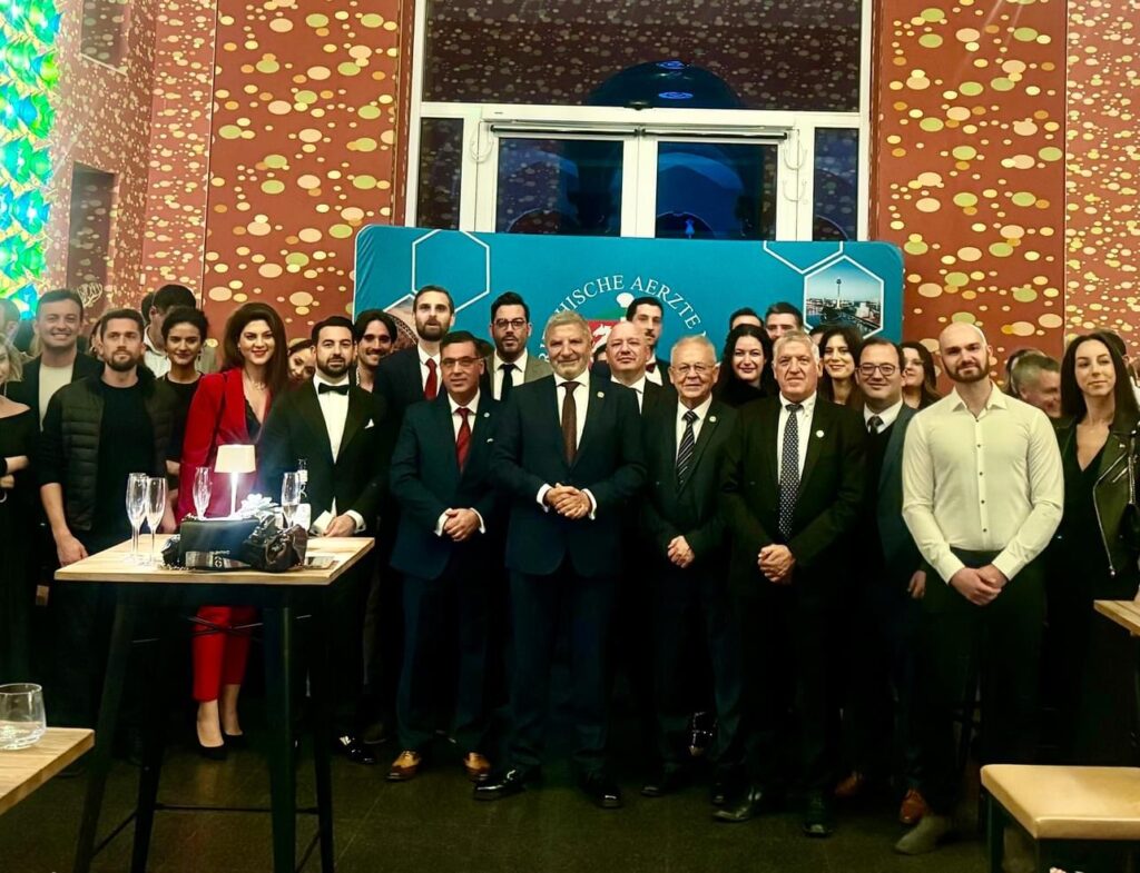 Στη συνάντηση των Ελλήνων ιατρών της Βόρειας Ρηνανίας-Βεστφαλίας, Φρανκφούρτης και Βερολίνου παρέστη ο Πρόεδρος του ΙΣΑ